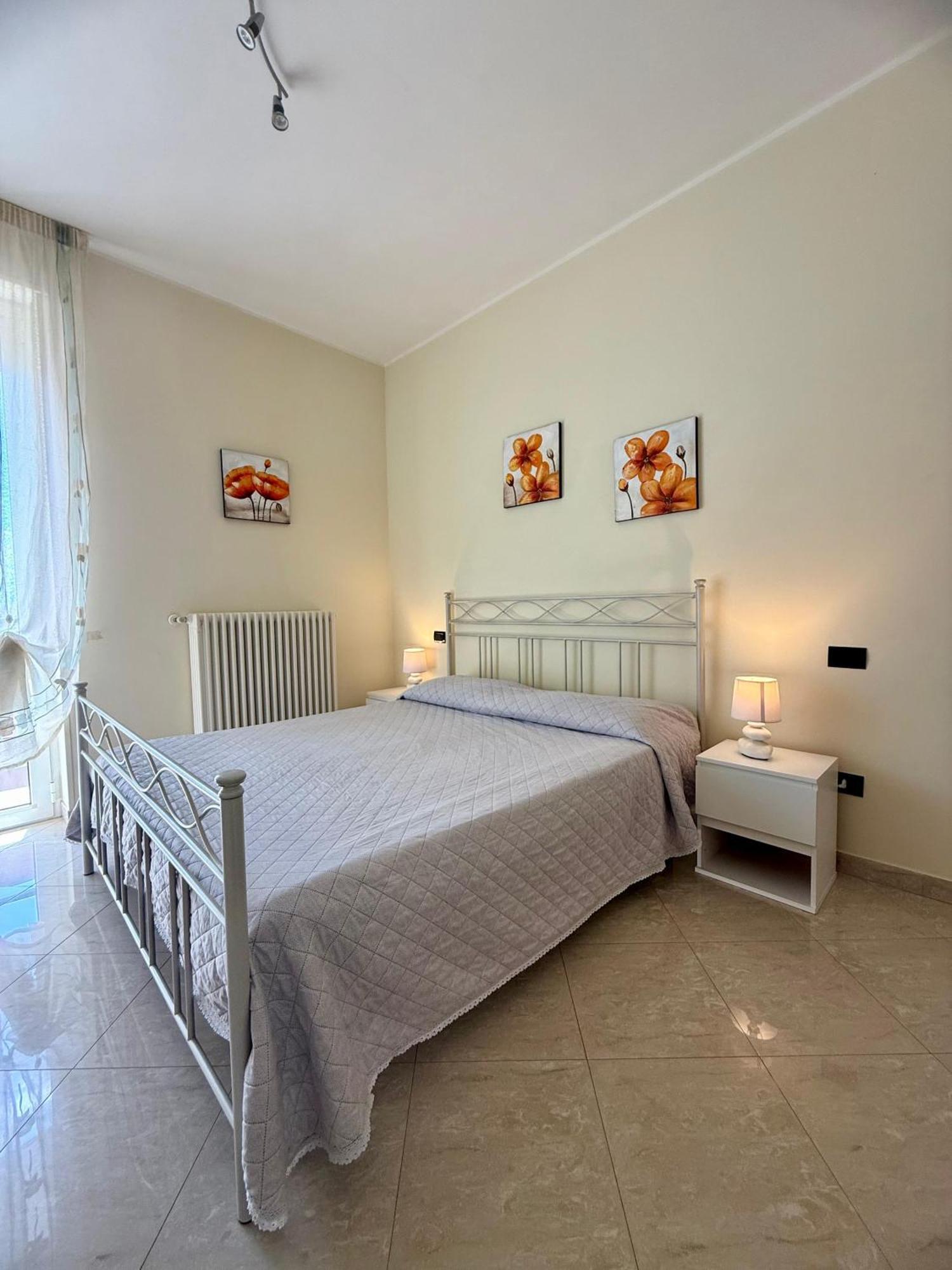 Cielo Stellato Apartments Поліньяно-а-Маре Екстер'єр фото