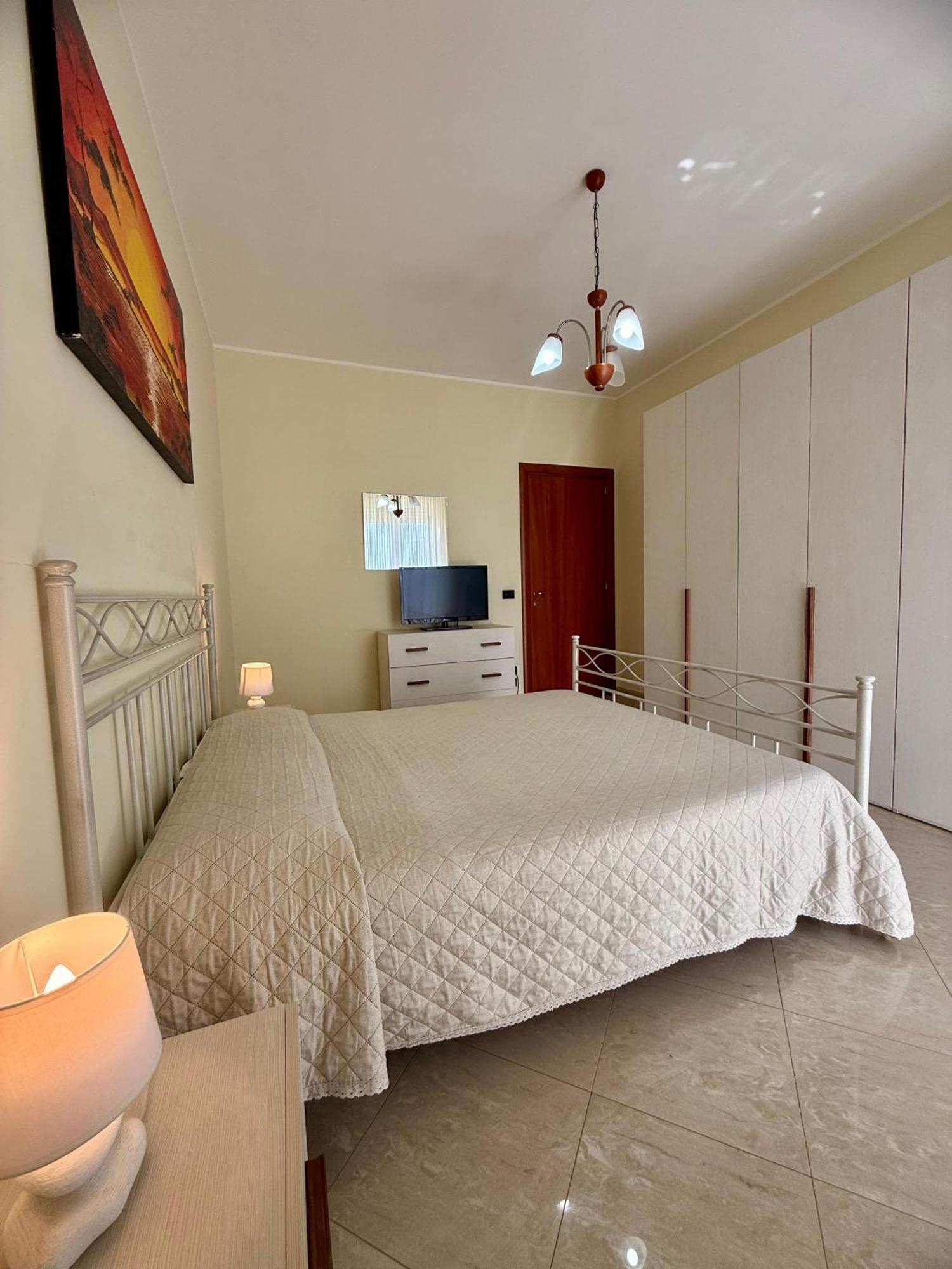 Cielo Stellato Apartments Поліньяно-а-Маре Екстер'єр фото